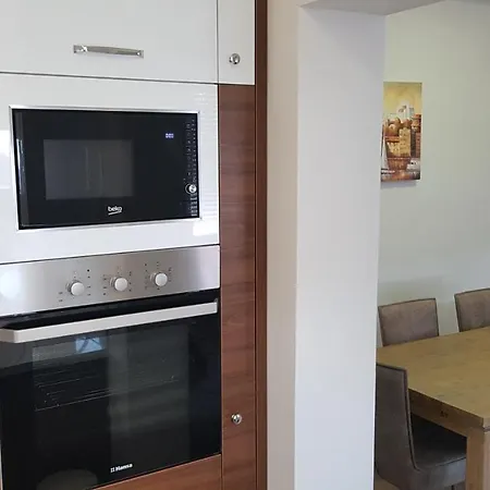 Apartment Krunska 54 *